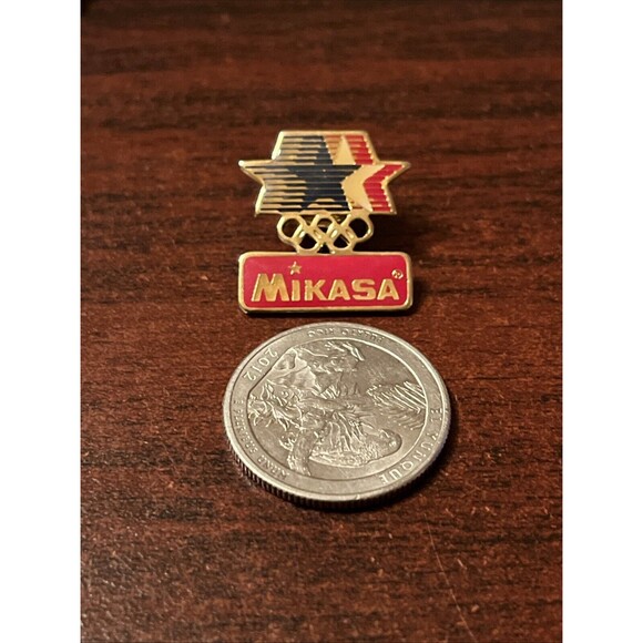 1984 Los Angeles Olympics Team USA Mikasa Lapel Hat Pin - Picture 2 of 3